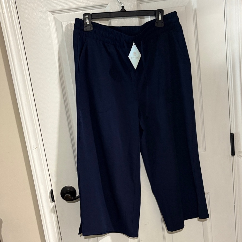 NWT!   Women's Navy Wide Leg Pants